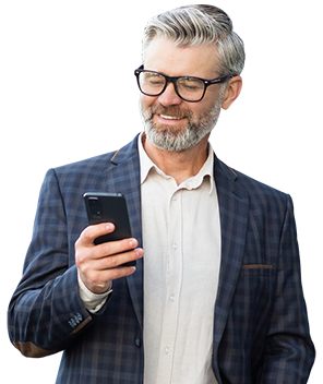 Hombre con celular