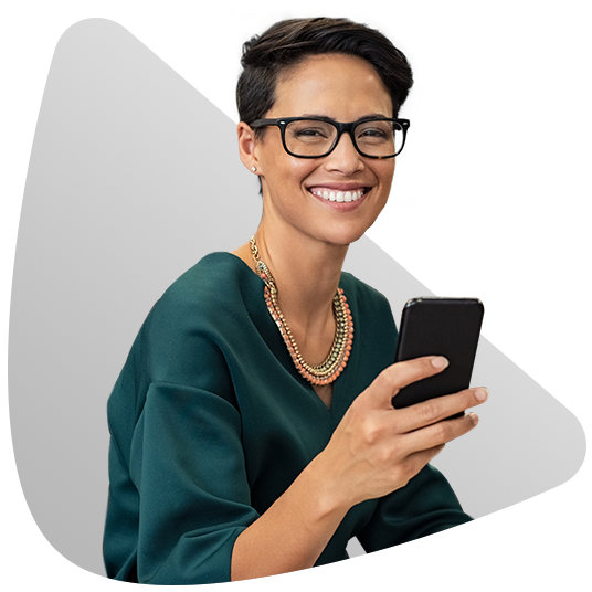 Mujer con celular